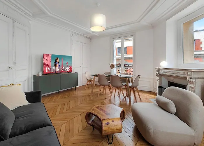 Amazing Refurbished Flat In Paris V